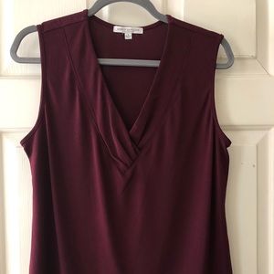 Green Envelope Burgundy V-neck top